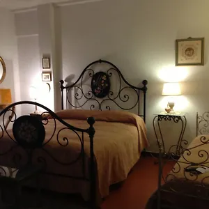 cisanello-house.it-tuscanyhotel.com/