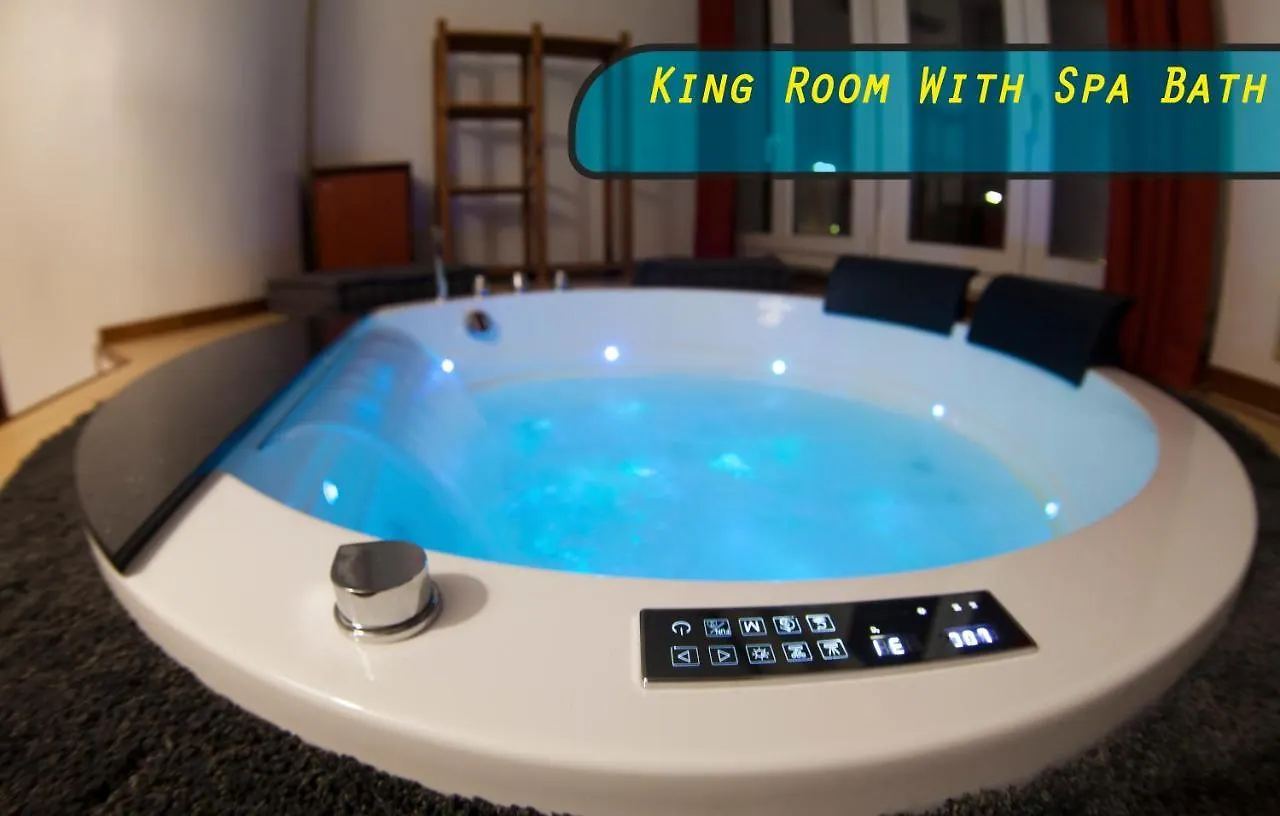 Nocleg ze śniadaniem 4Roomz Bolonia