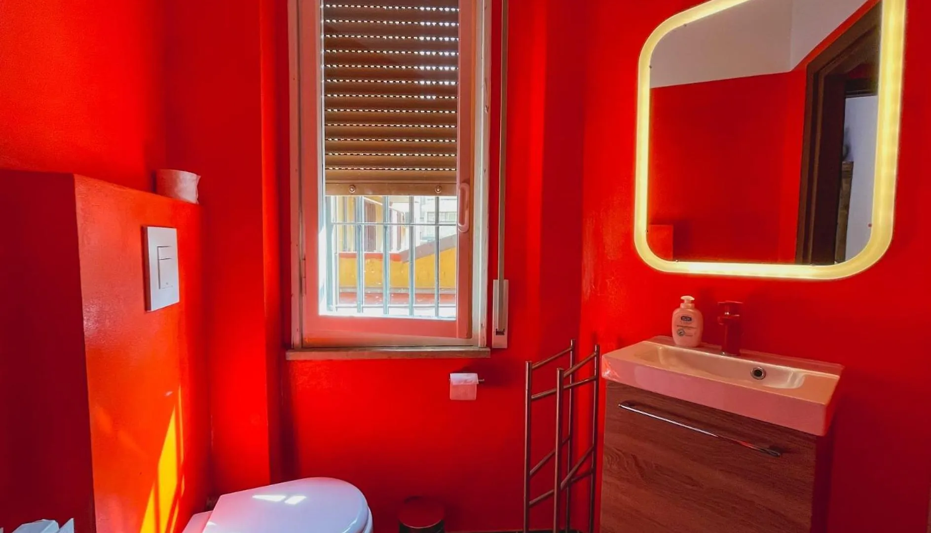 Bed & Breakfast 4Roomz Bologna