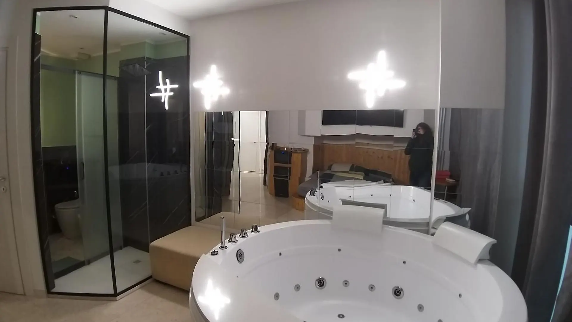Nocleg ze śniadaniem 4Roomz Bolonia