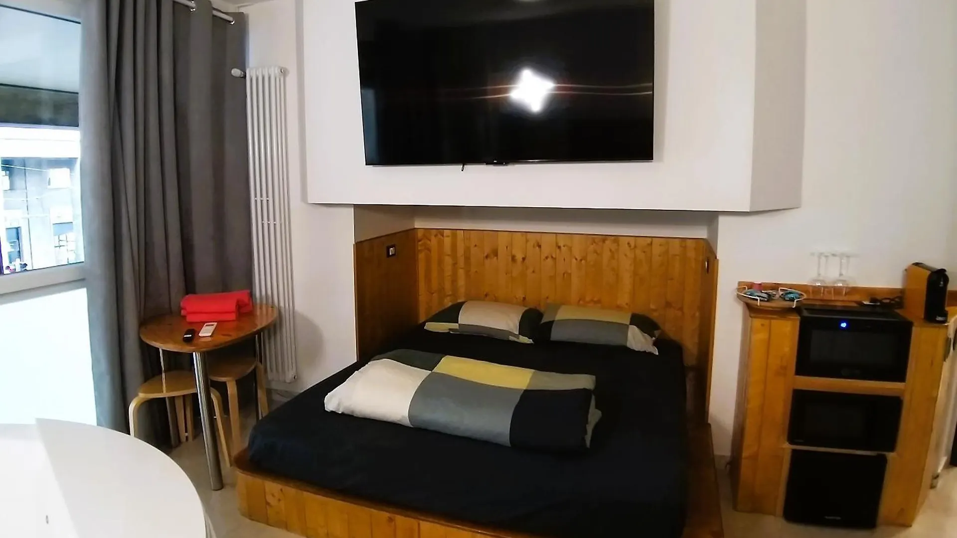 Nocleg ze śniadaniem 4Roomz Bolonia