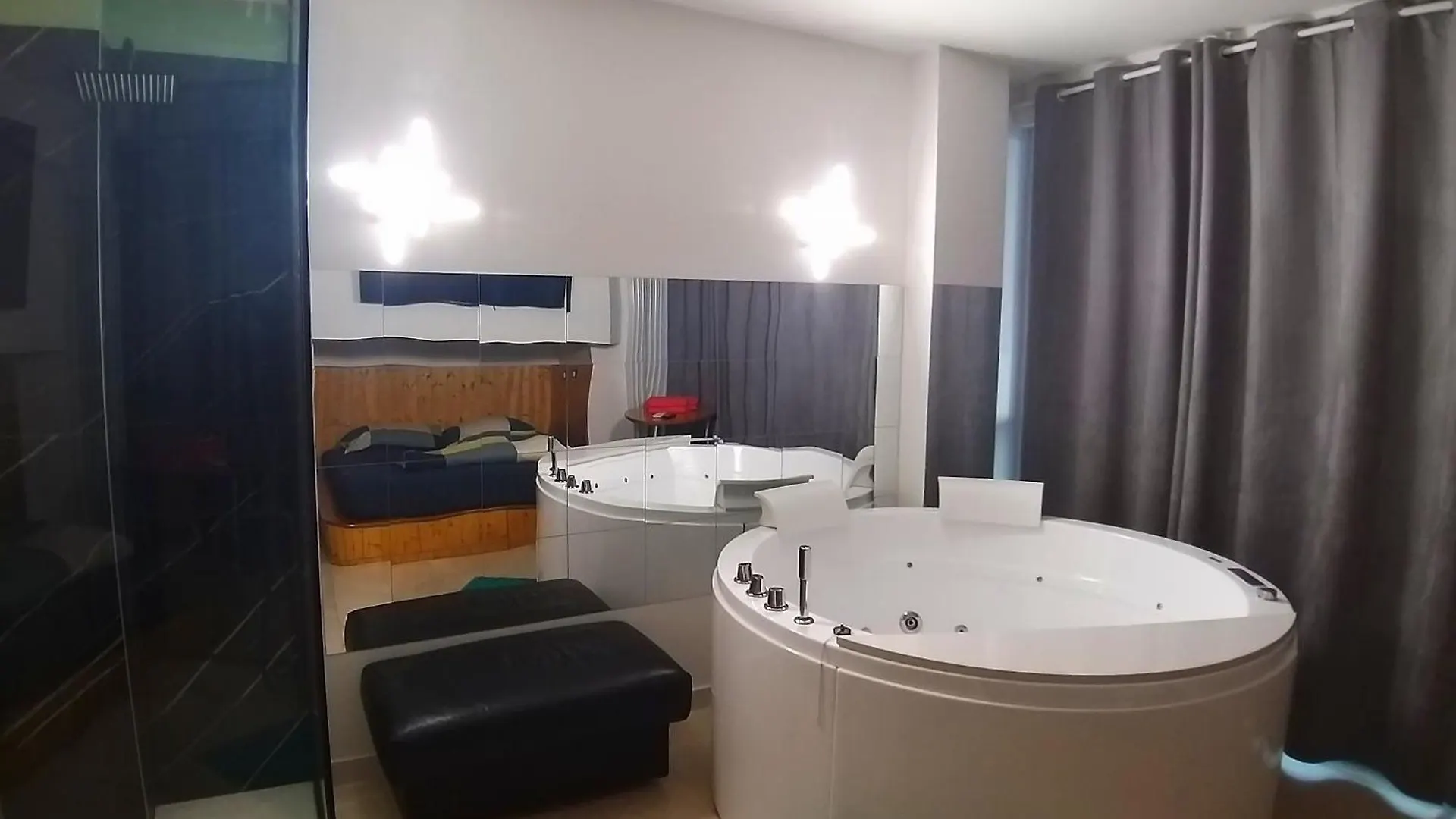 4Roomz Bolonia